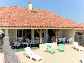 Holiday Home La Chapelle - CON100